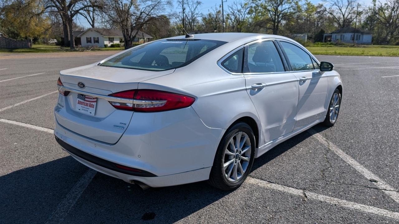 Ford Fusion SE 2017