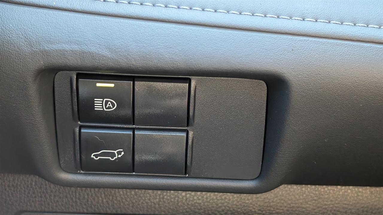 Toyota Highlander Hybrid Others 2023