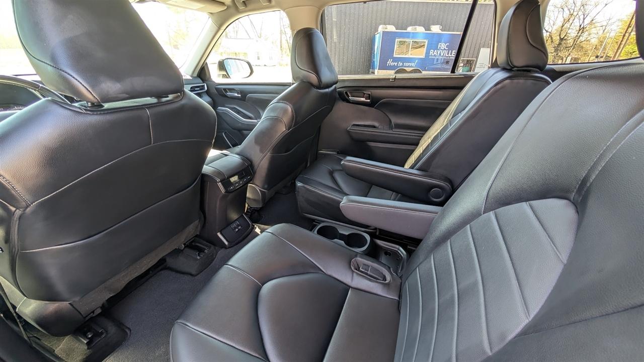 Toyota Highlander Hybrid Others 2023