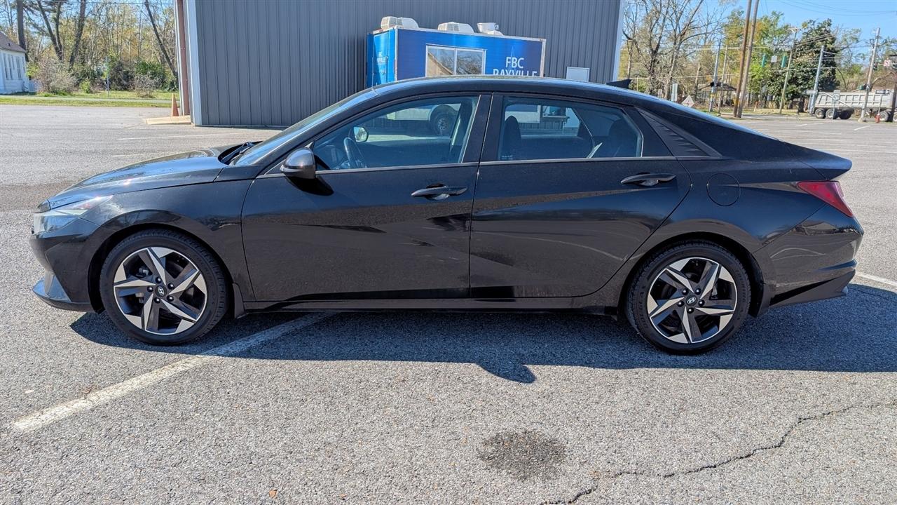 Hyundai Elantra SEL 2023