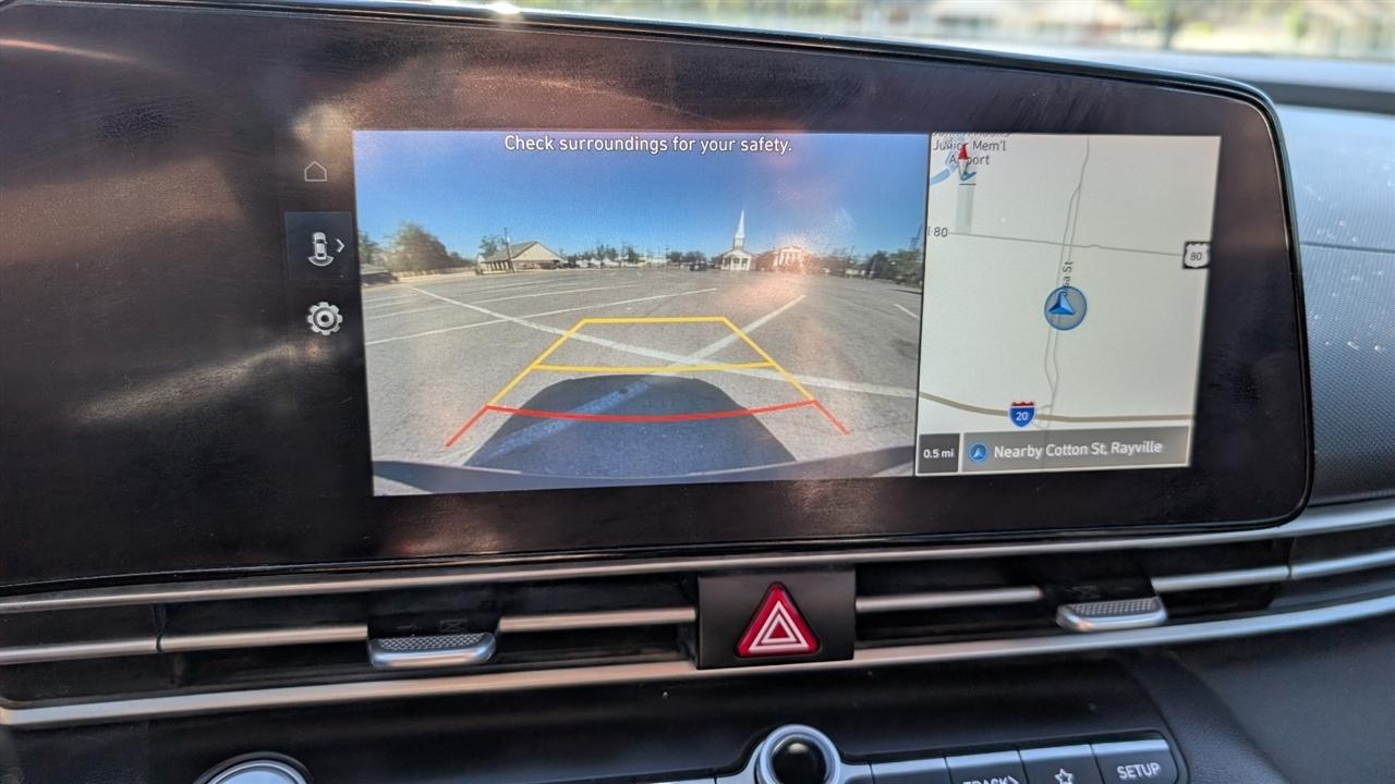 Hyundai Elantra SEL 2023