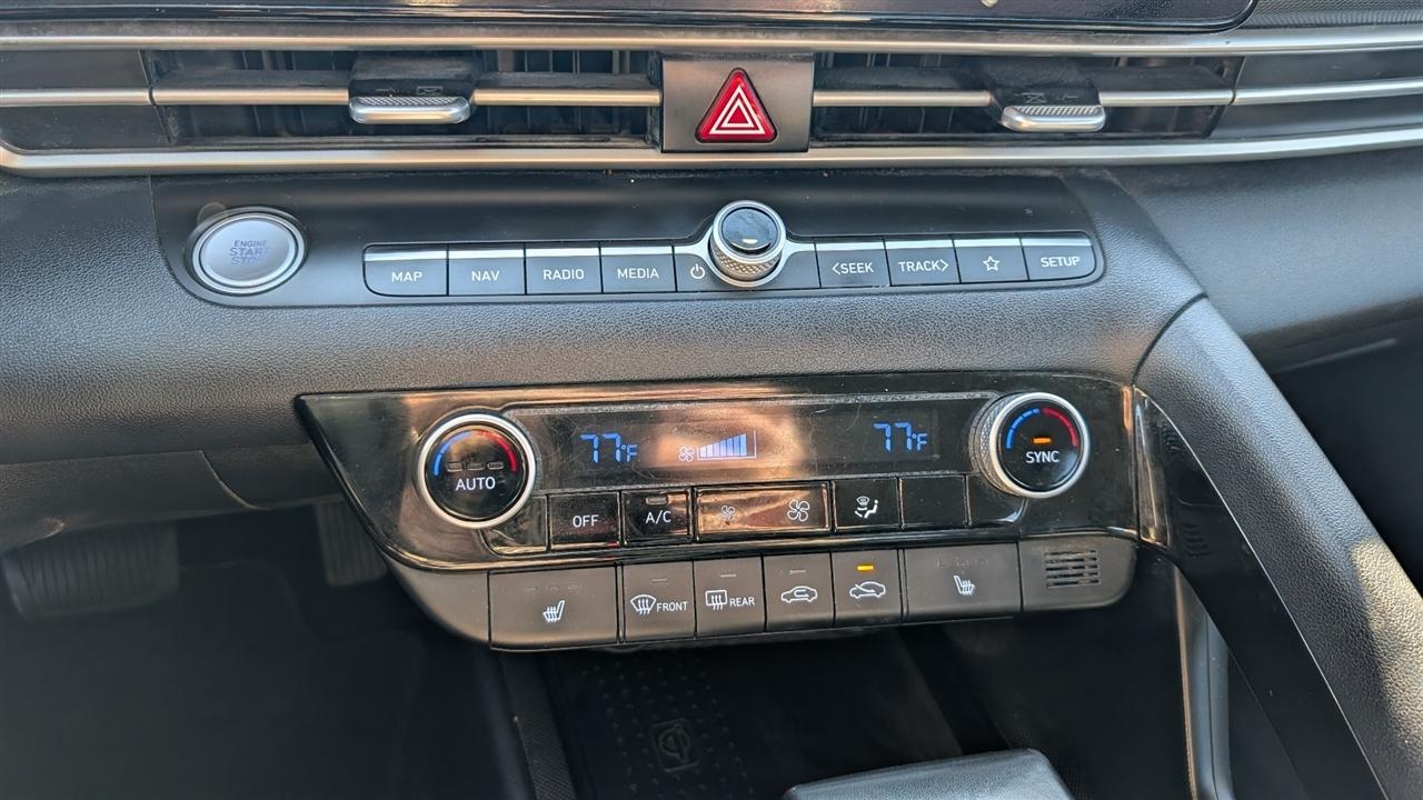 Hyundai Elantra SEL 2023