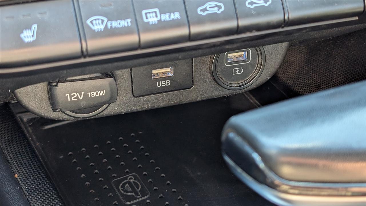 Hyundai Elantra SEL 2023