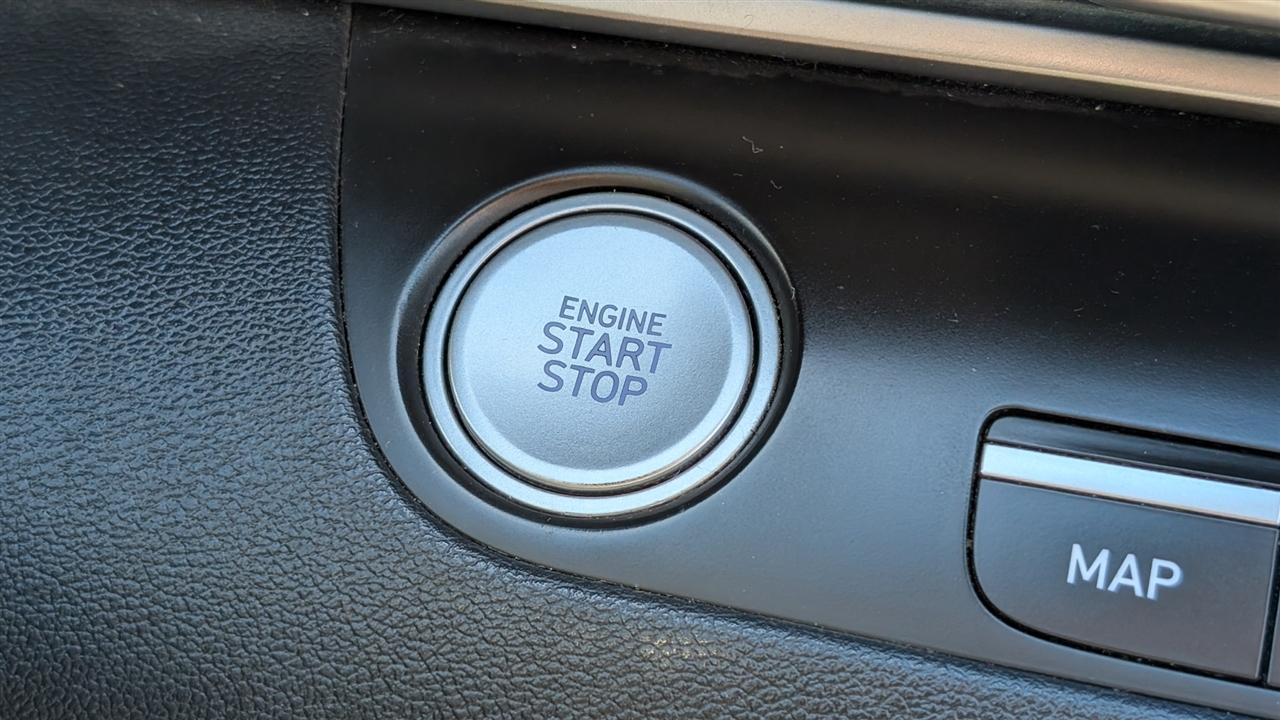 Hyundai Elantra SEL 2023