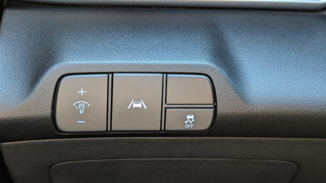 Hyundai Elantra SEL 2023