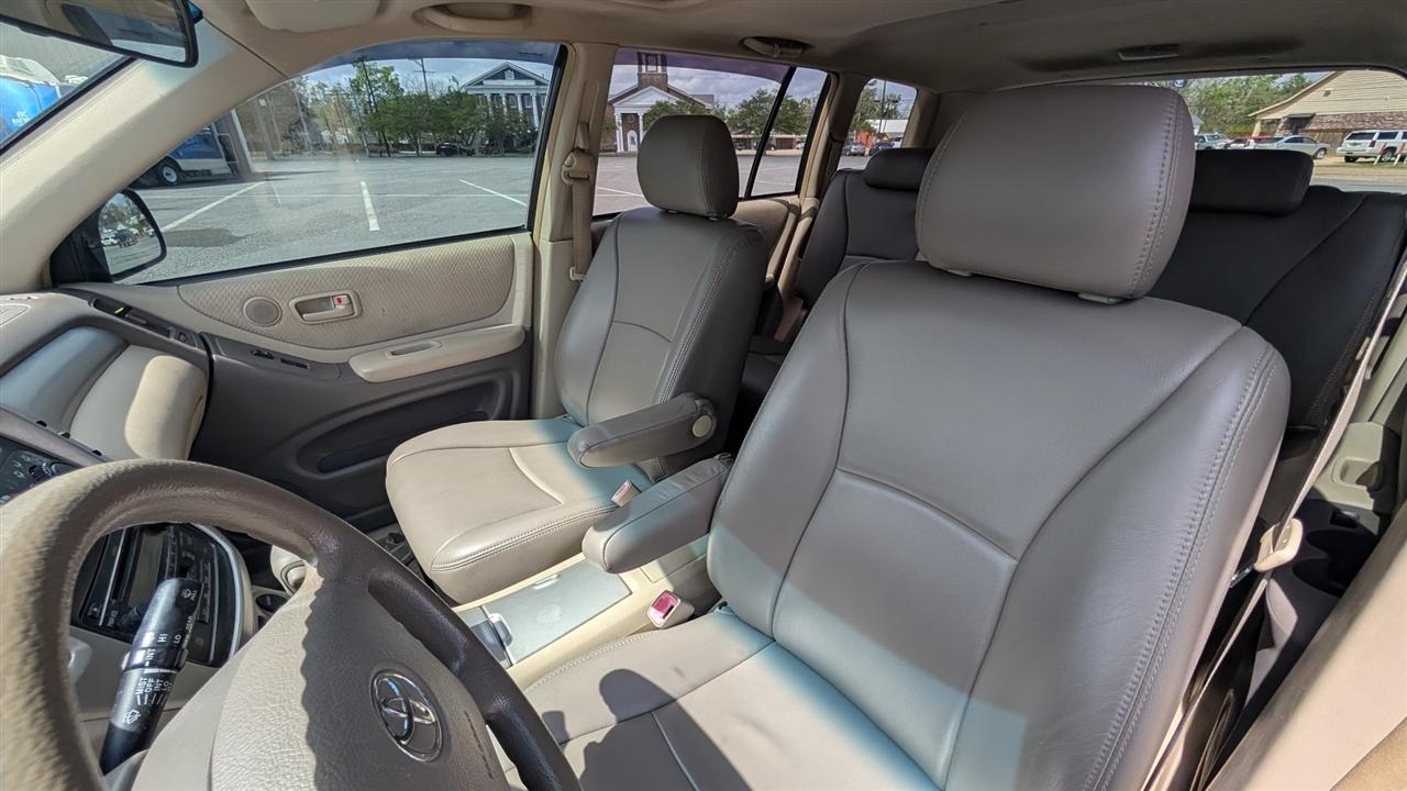 Toyota Highlander 2WD 2006