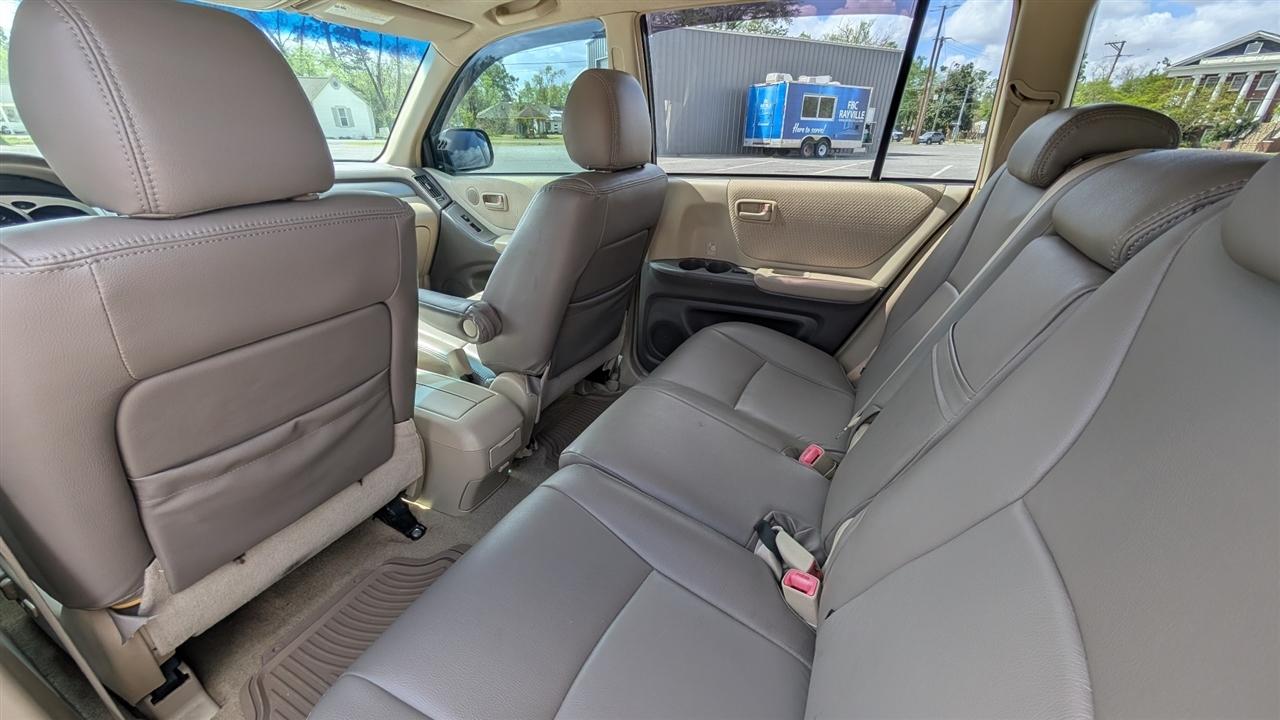 Toyota Highlander 2WD 2006