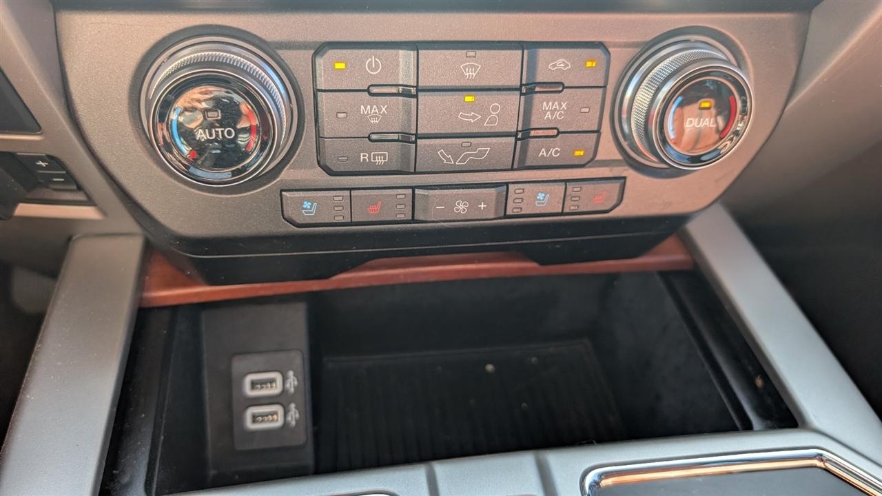 Ford F-150 SuperCrew 150" King Ranch 4WD 2018