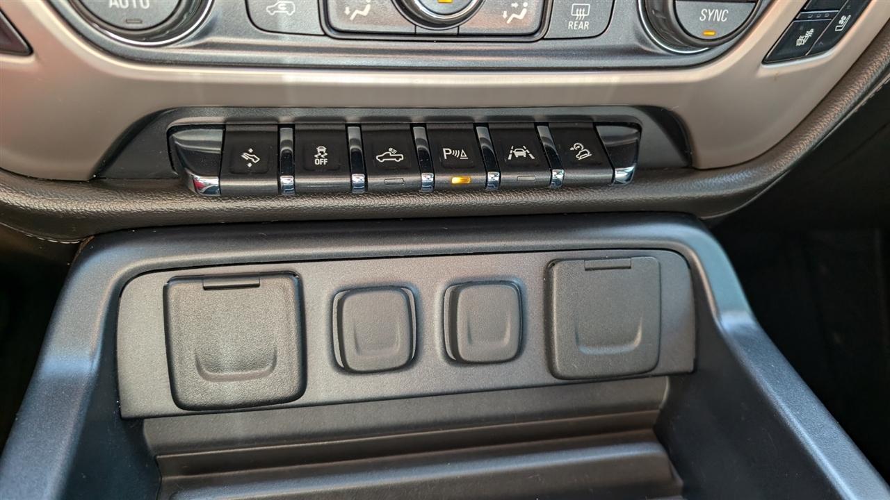 GMC Sierra 1500 Denali Crew Cab Long Box 4WD 2018