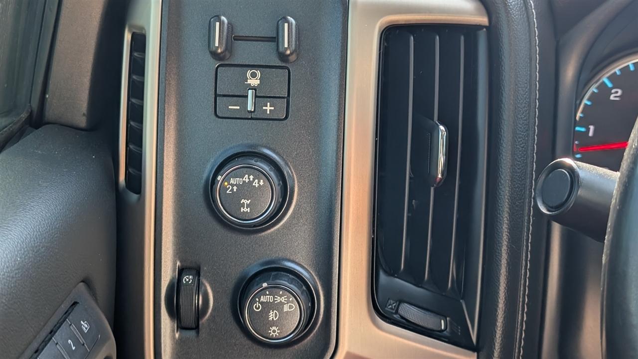 GMC Sierra 1500 Denali Crew Cab Long Box 4WD 2018