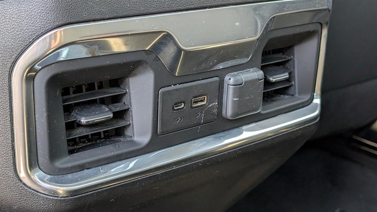 GMC Sierra 1500 Elevation Double Cab 2WD 2021