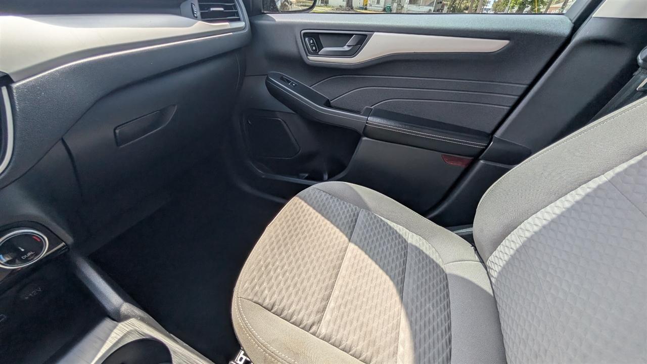 Ford Escape  2022