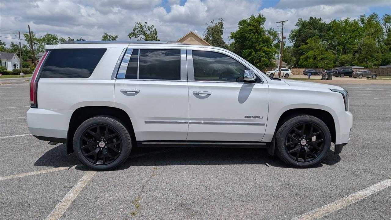 GMC Yukon  2016