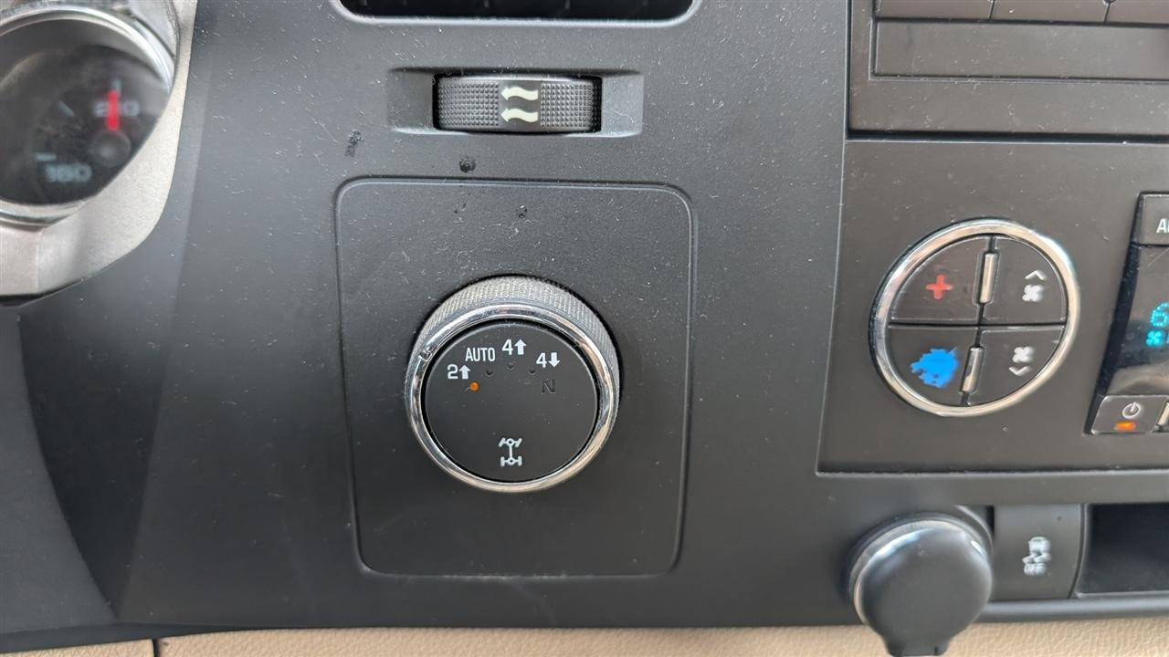 Chevrolet Silverado 1500 LT Crew Cab 4WD 2013