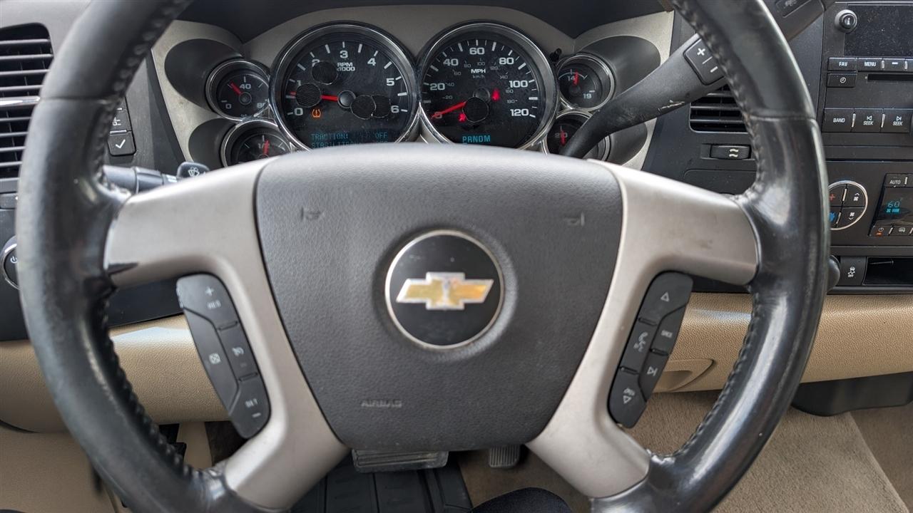 Chevrolet Silverado 1500 LT Crew Cab 4WD 2013