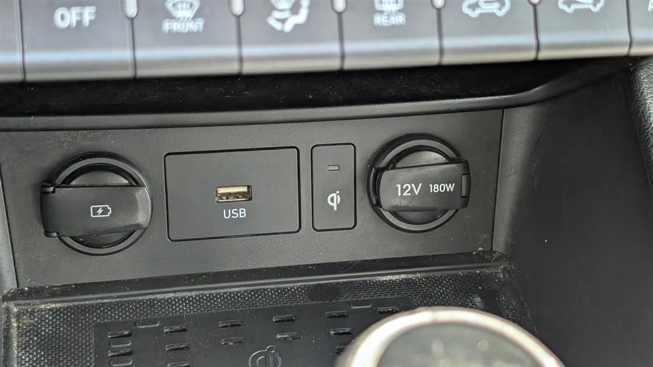 Hyundai Kona SEL 2023