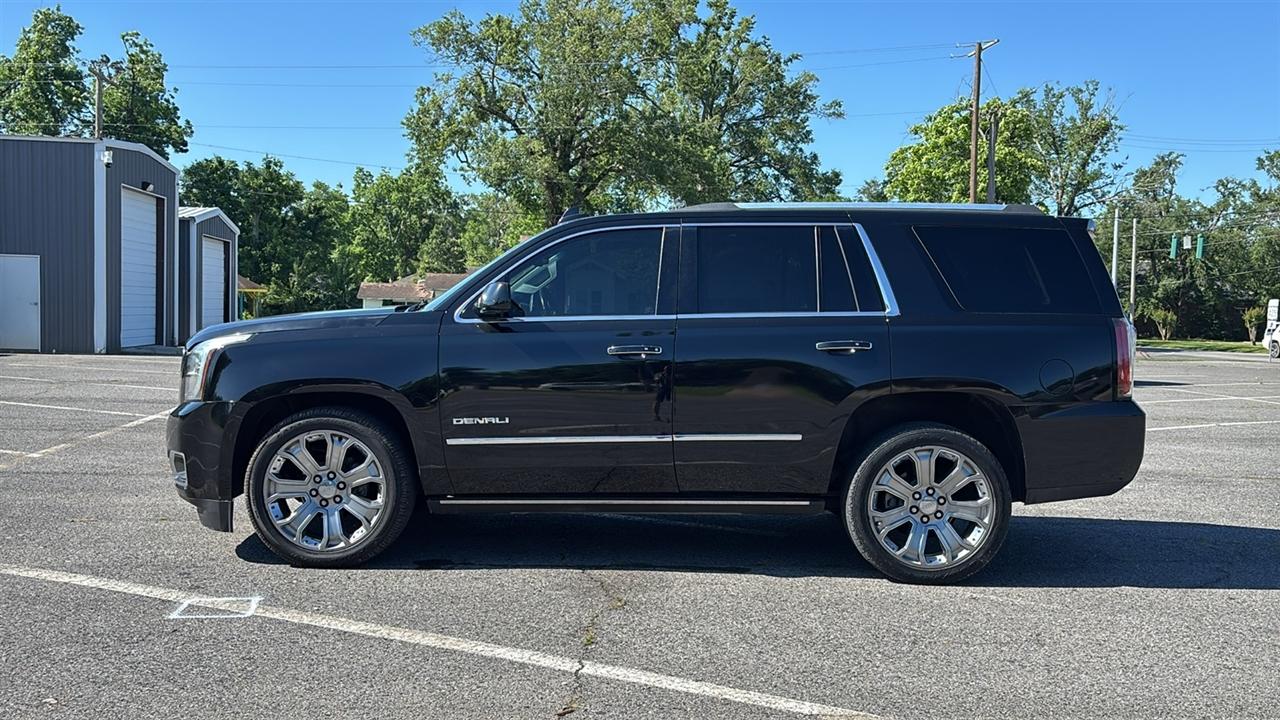 GMC Yukon Denali 4WD 2016