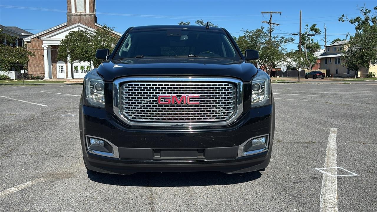 GMC Yukon Denali 4WD 2016