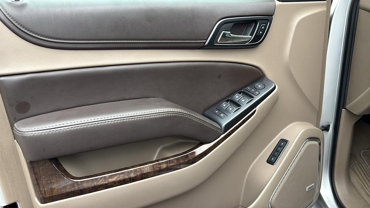 Chevrolet Suburban LT 2WD 2019