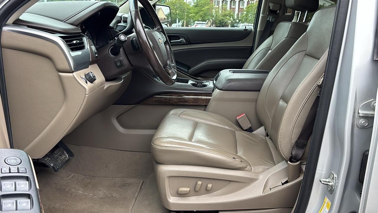 Chevrolet Suburban LT 2WD 2019