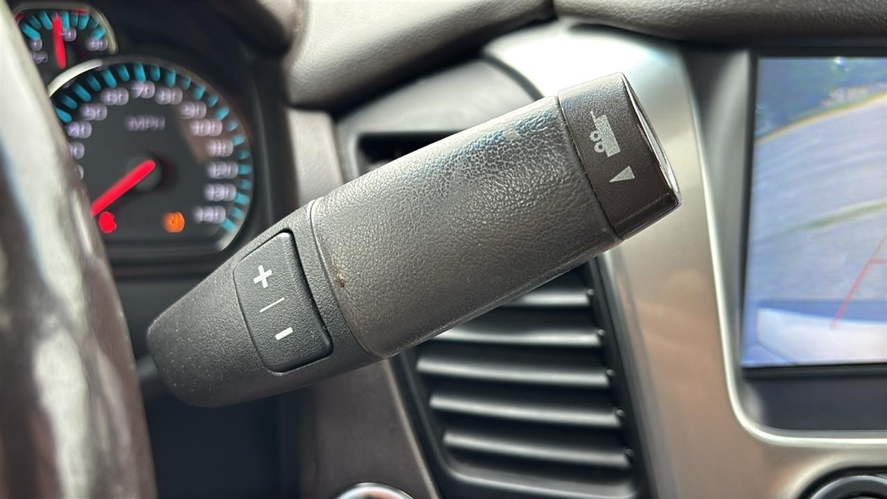 Chevrolet Suburban LT 2WD 2019
