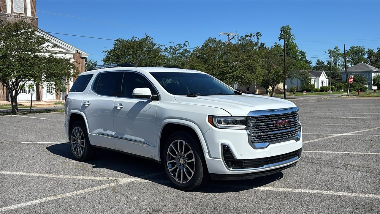 GMC Acadia Denali 2023