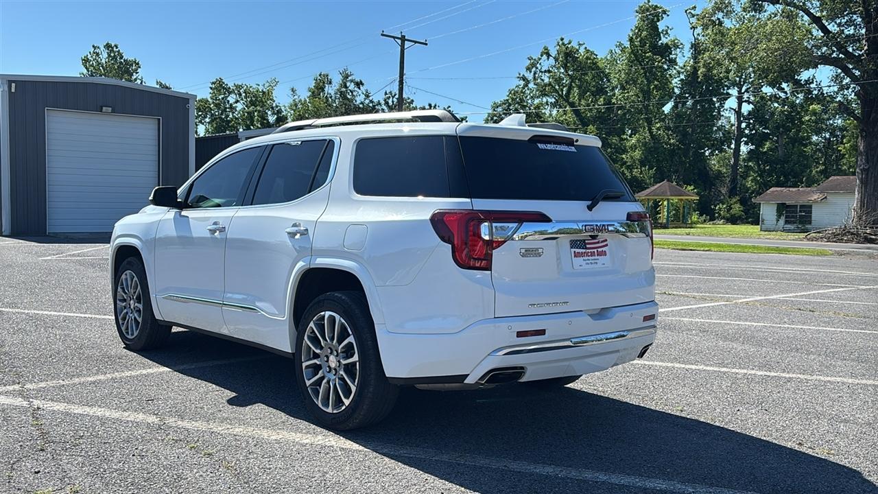 GMC Acadia Denali 2023