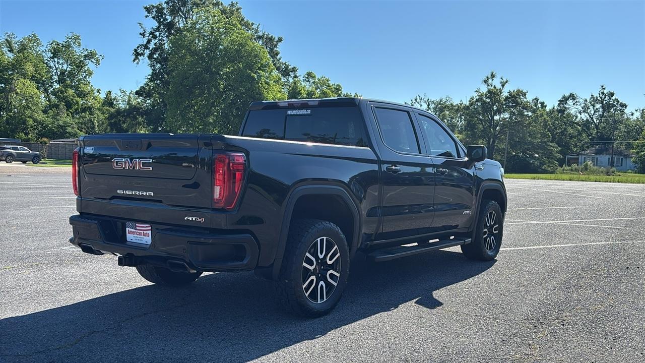 GMC Sierra 1500 AT4 Crew Cab Long Box 4WD 2020