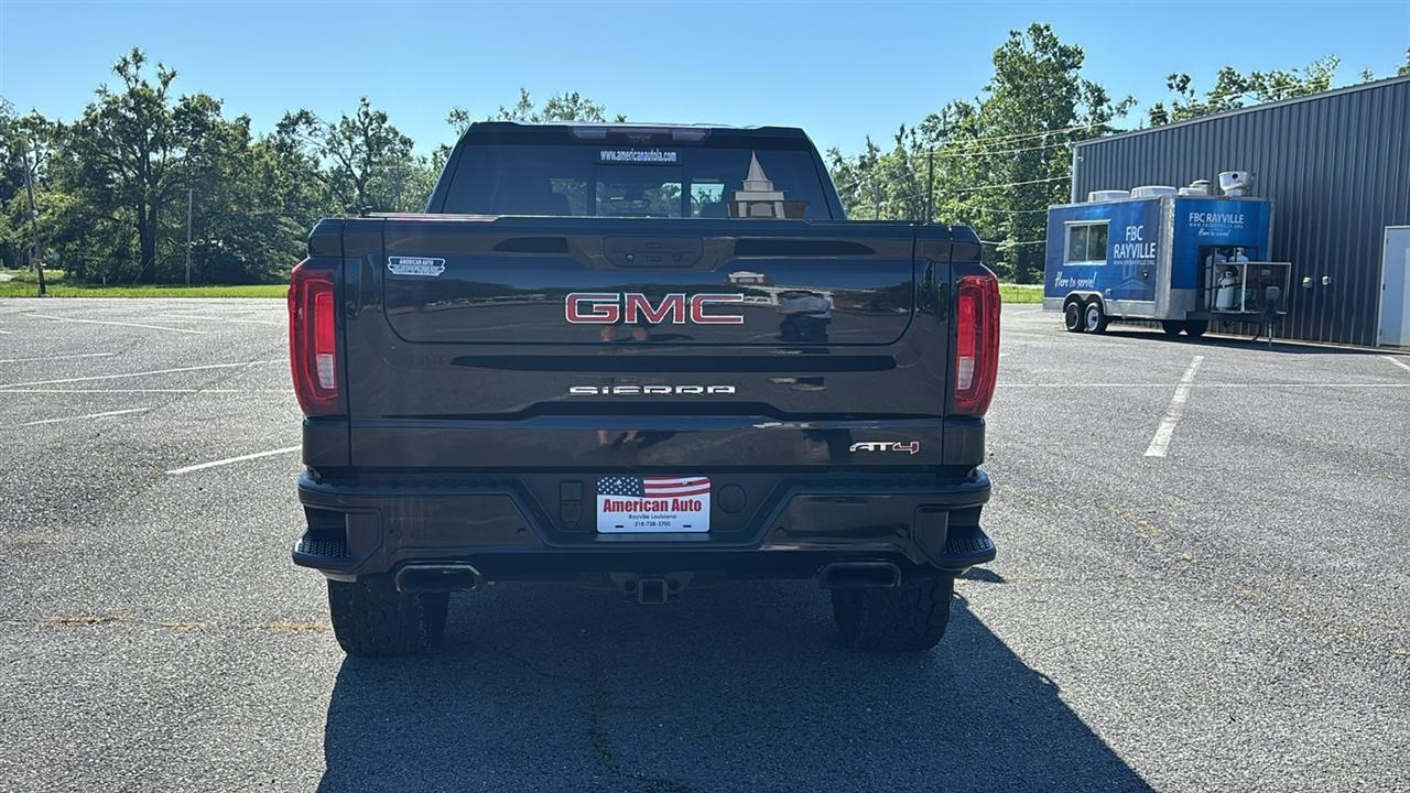 GMC Sierra 1500 AT4 Crew Cab Long Box 4WD 2020