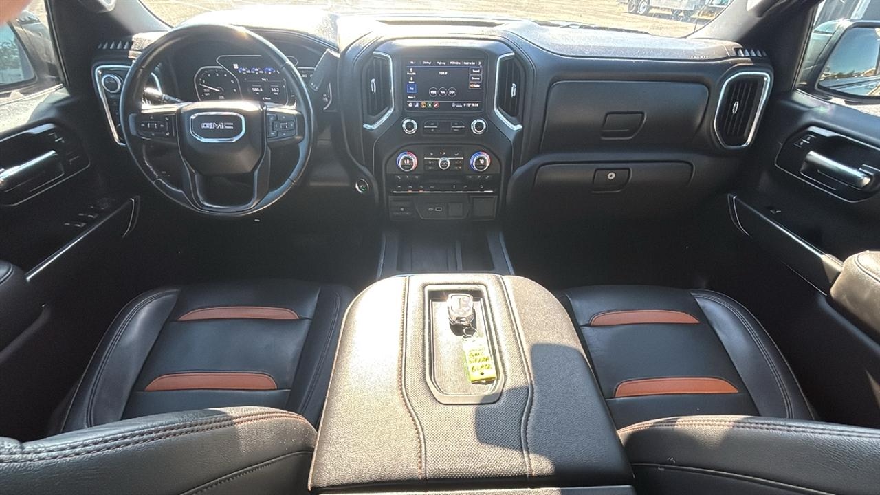 GMC Sierra 1500 AT4 Crew Cab Long Box 4WD 2020