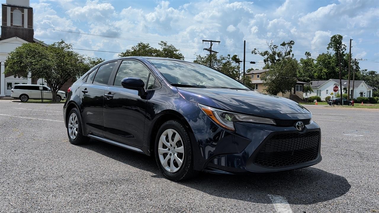 Toyota Corolla LE 2022