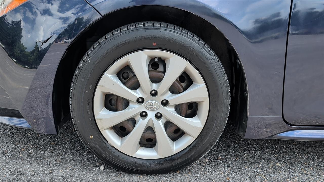 Toyota Corolla LE 2022