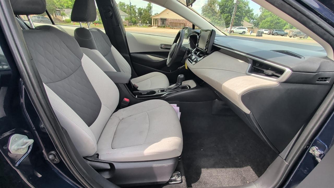 Toyota Corolla LE 2022