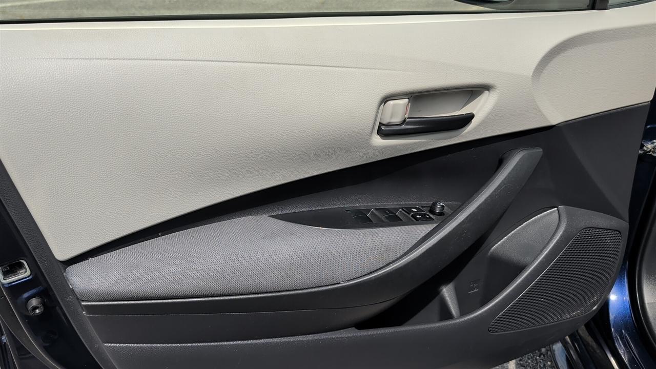 Toyota Corolla LE 2022
