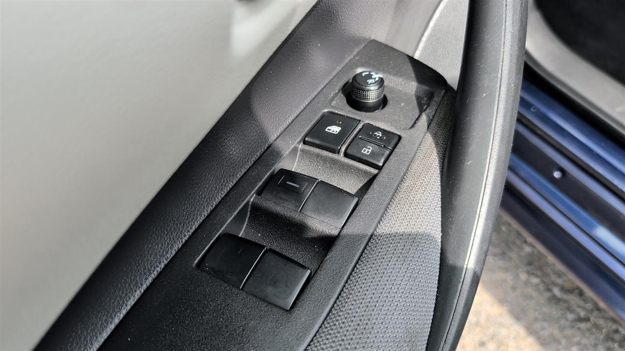 Toyota Corolla LE 2022