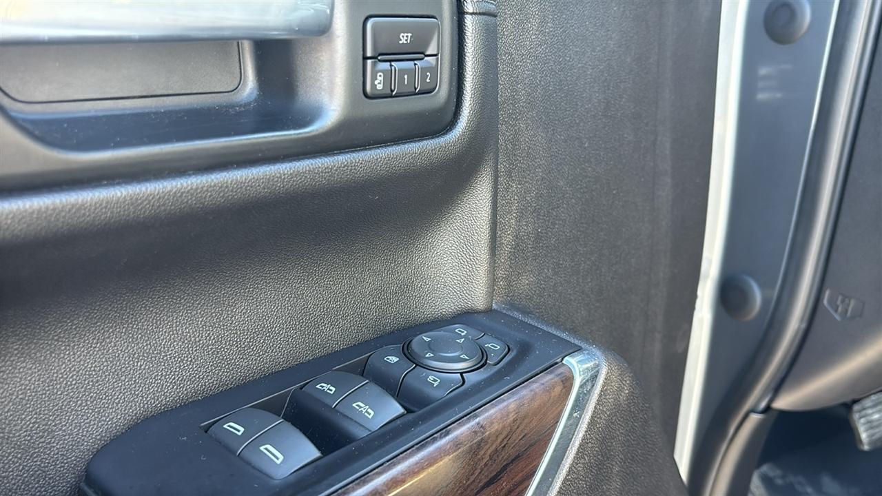 GMC Sierra 1500 SLT Crew Cab Short Box 4WD 2020