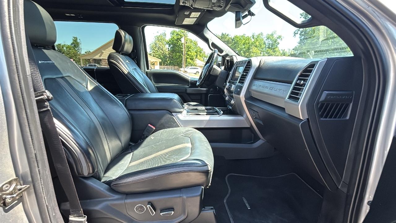 Ford F-250 SD Platinum Crew Cab 4WD 2020