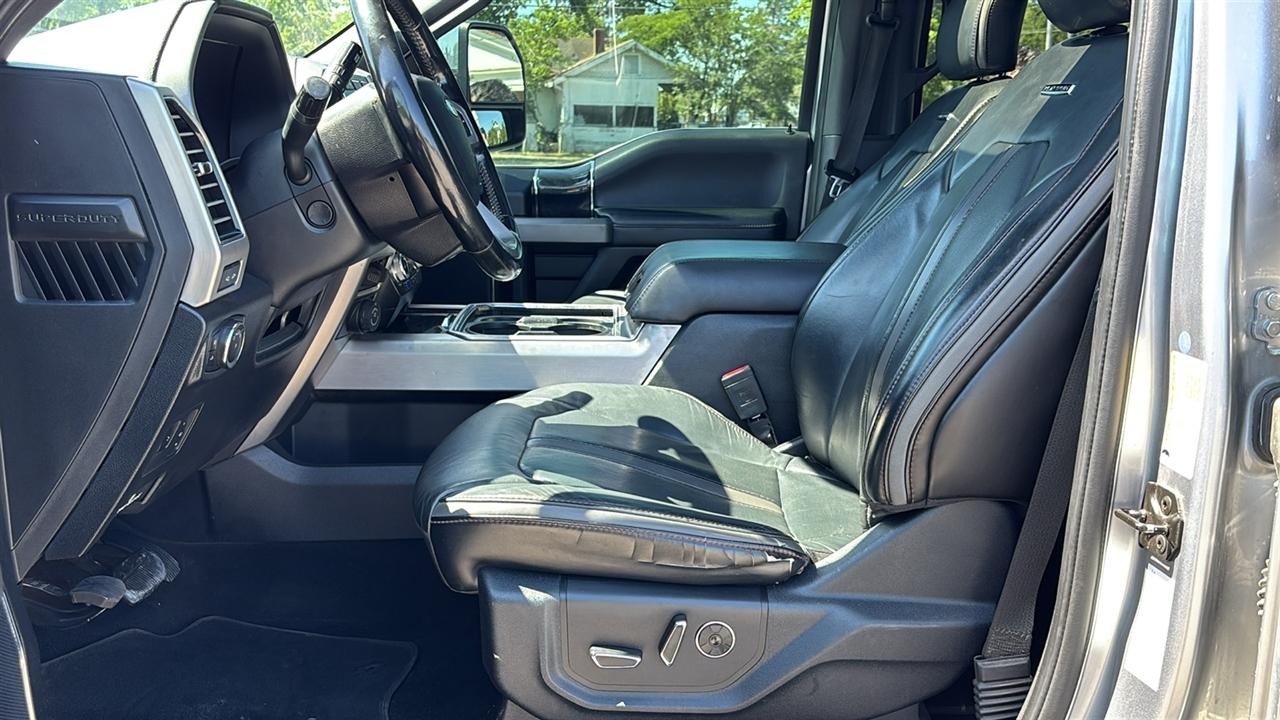 Ford F-250 SD Platinum Crew Cab 4WD 2020