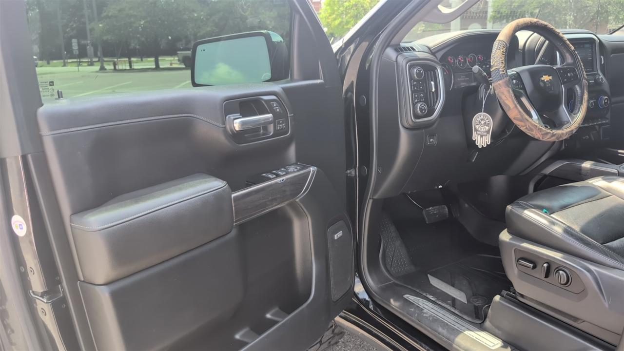 Chevrolet Silverado 1500 LTZ Crew Cab 4WD 2019