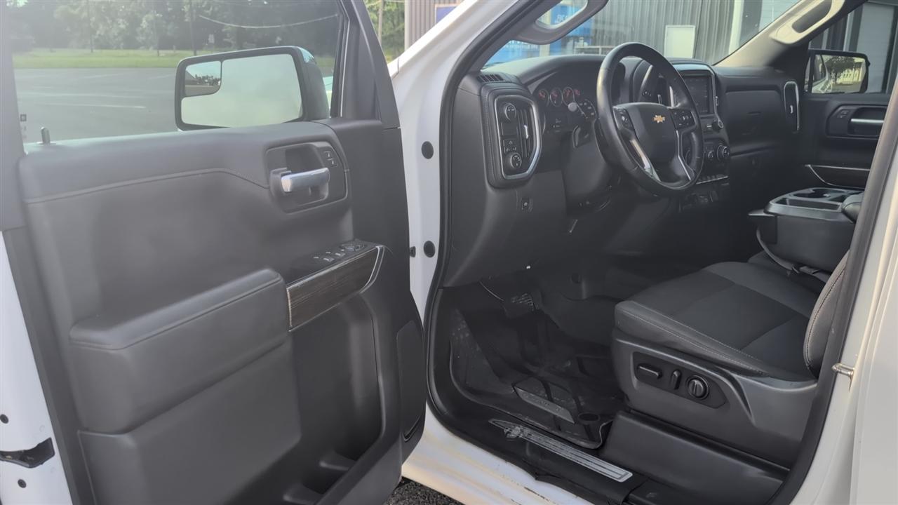 Chevrolet Silverado 1500 LT Crew Cab 2WD 2021