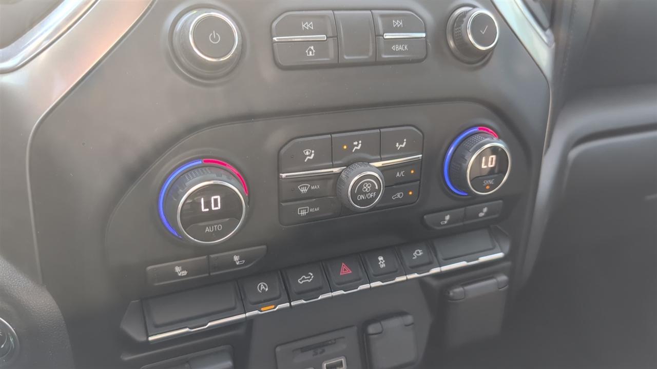 Chevrolet Silverado 1500 LT Crew Cab 2WD 2021