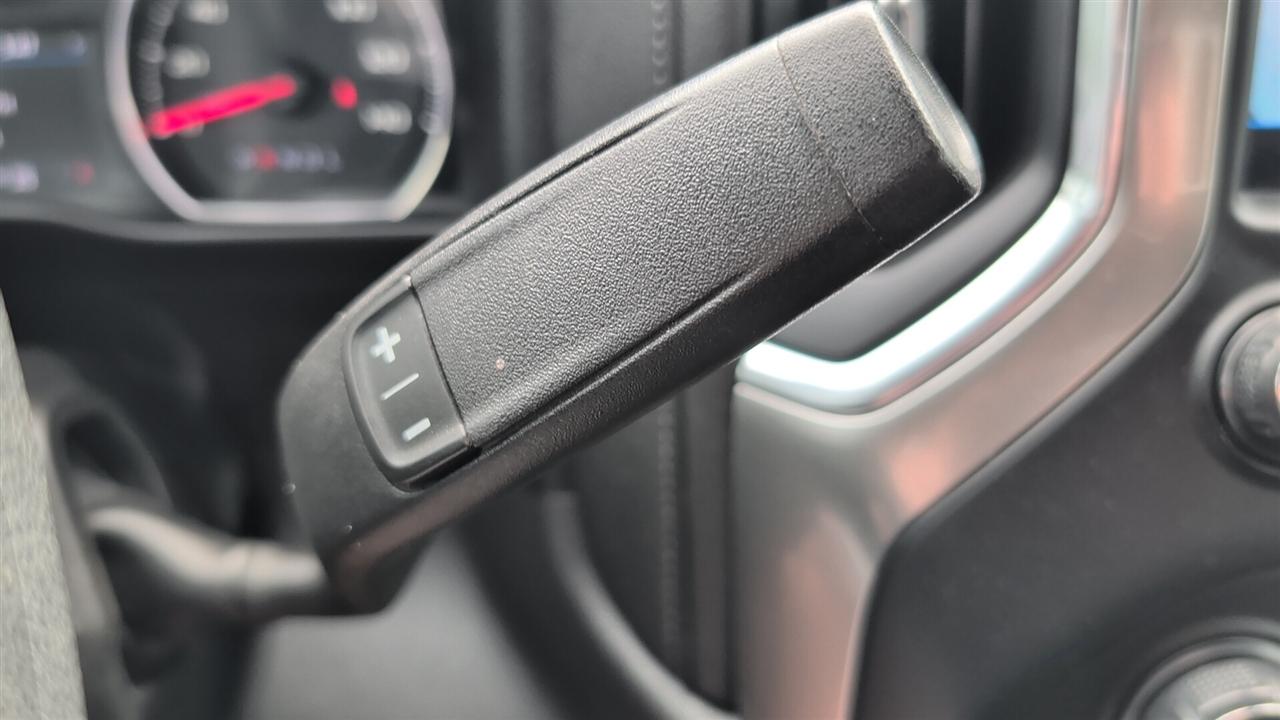 Chevrolet Silverado 1500 RST Crew Cab 4WD 2020
