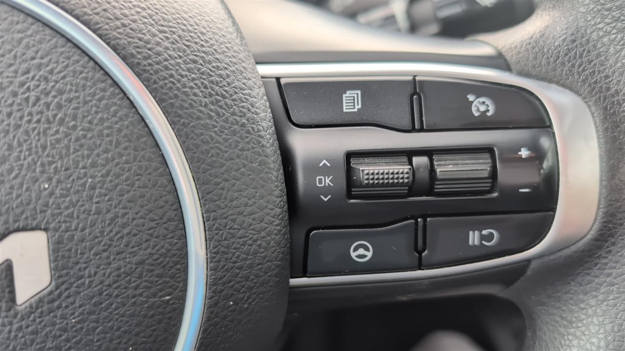 Kia K5 LXS 2022
