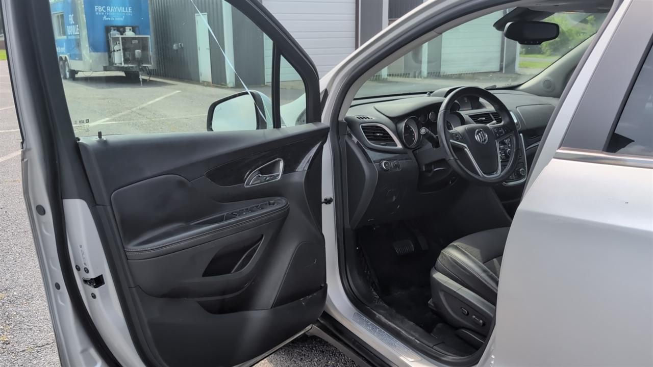 Buick Encore Convenience FWD 2016