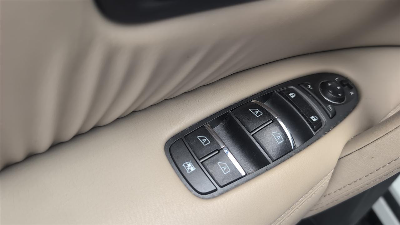 Nissan Armada Platinum 2WD 2018