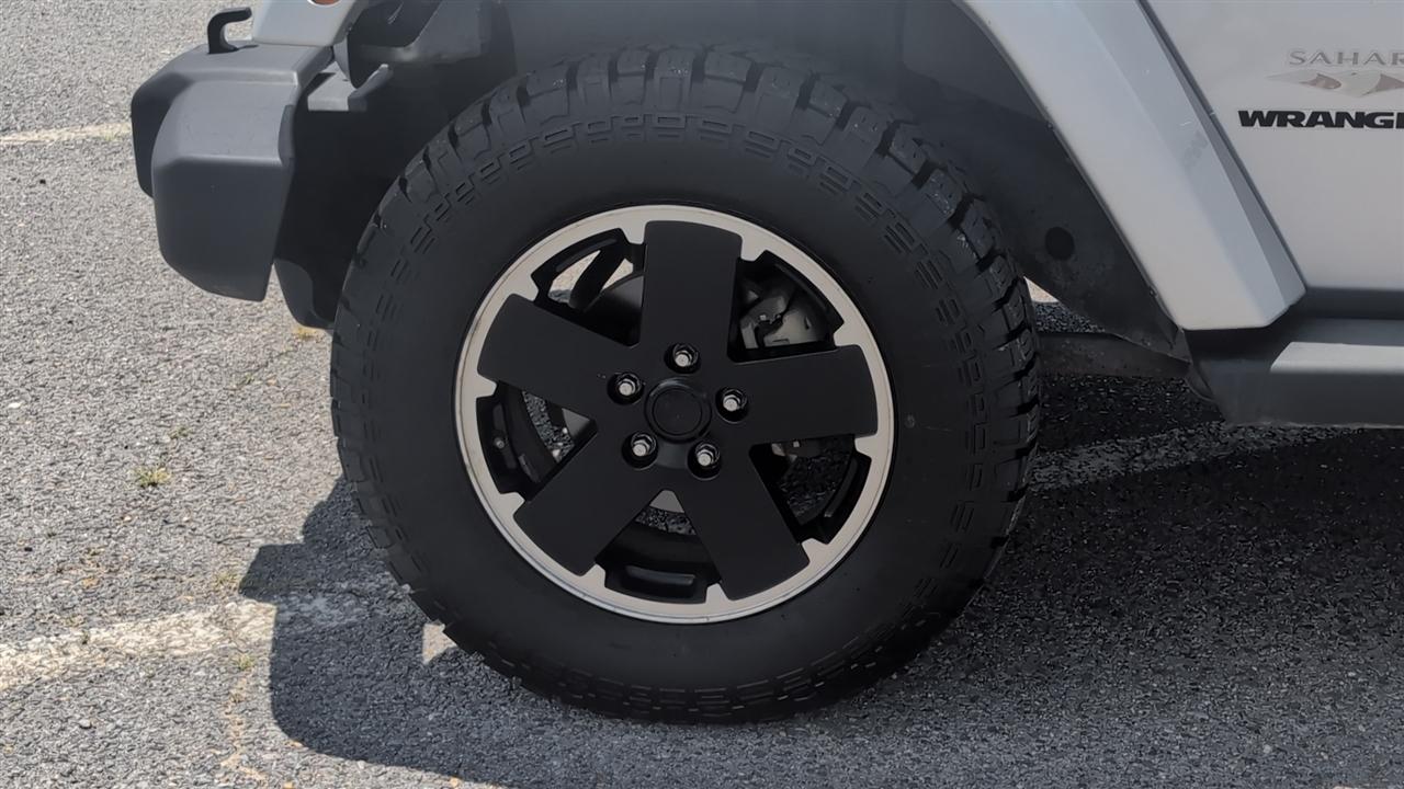Jeep Wrangler Sahara 4WD 2012