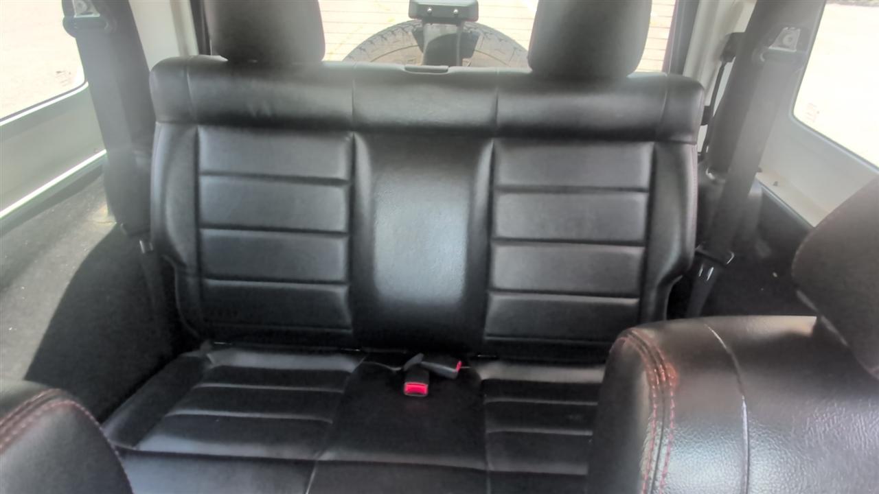 Jeep Wrangler Sahara 4WD 2012