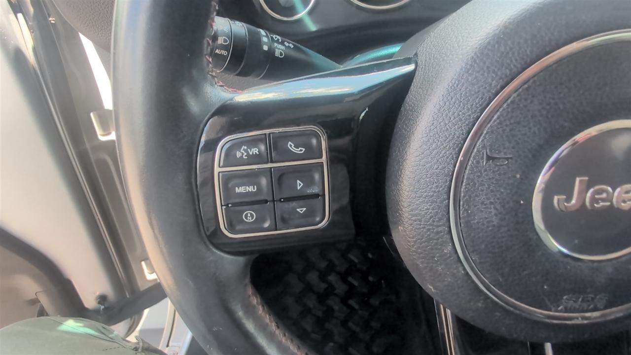 Jeep Wrangler Sahara 4WD 2012