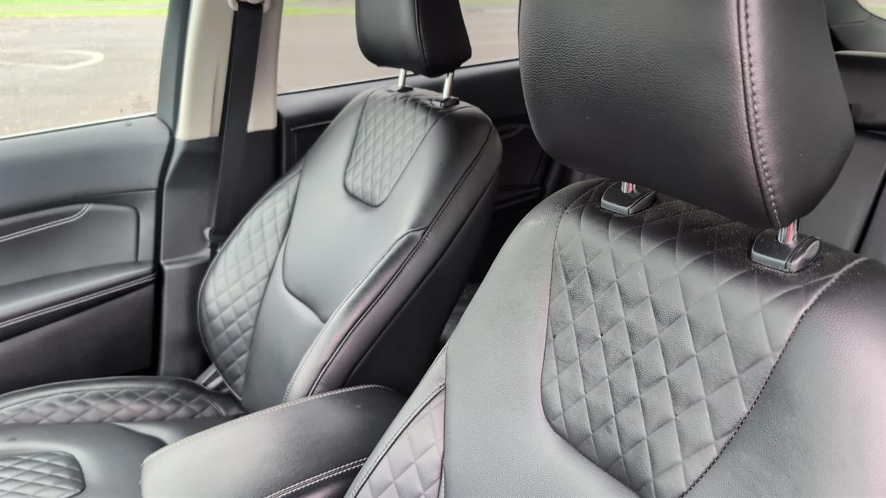 Ford Edge Titanium 2023