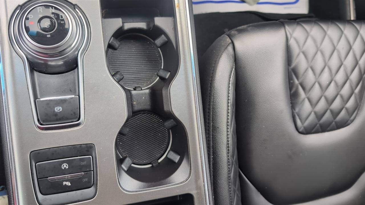 Ford Edge Titanium 2023